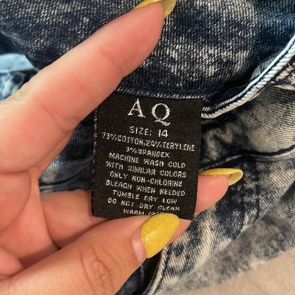 Acid wash style jeans straight leg - Picture 2 of 3